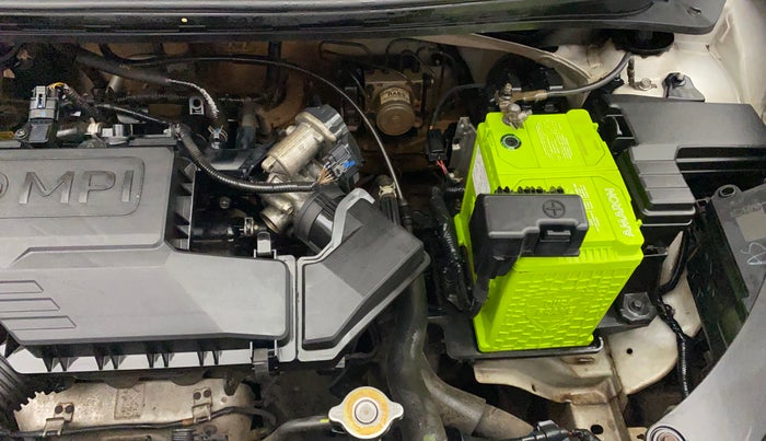 2019 Hyundai NEW SANTRO ERA, Petrol, Manual, 1,42,056 km, Engine View - Left