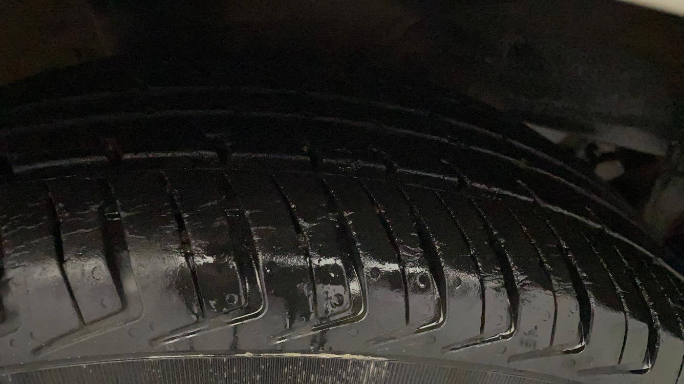 2019 Hyundai NEW SANTRO ERA, Petrol, Manual, 1,42,056 km, Right Rear Tyre Tread