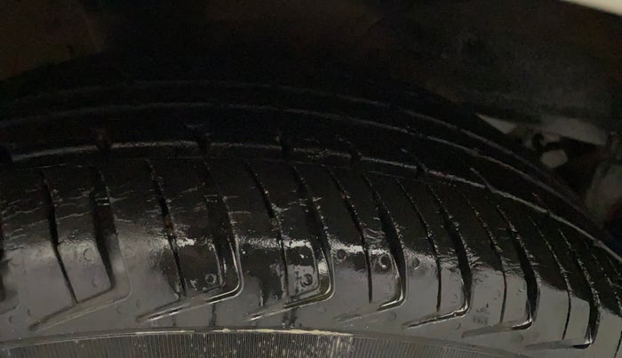 2019 Hyundai NEW SANTRO ERA, Petrol, Manual, 1,42,056 km, Right Rear Tyre Tread