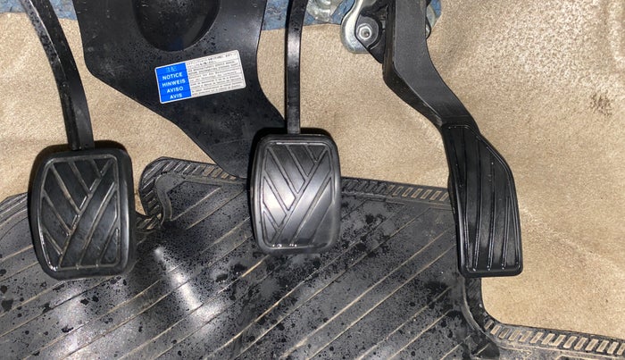 2016 Maruti Ertiga VXI, Petrol, Manual, 79,951 km, Pedals