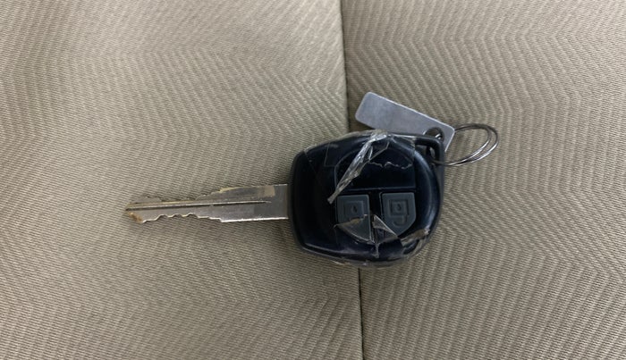 2016 Maruti Ertiga VXI, Petrol, Manual, 79,951 km, Key Close Up