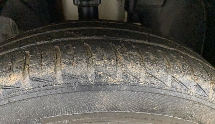 2020 Renault Kwid RXL, Petrol, Manual, 51,299 km, Right Front Tyre Tread