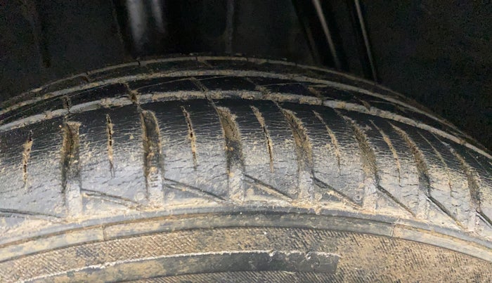 2020 Renault Kwid RXL, Petrol, Manual, 51,299 km, Right Rear Tyre Tread