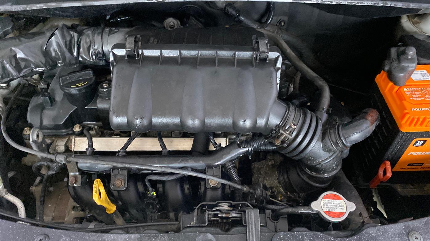 2013 Hyundai i10 SPORTZ 1.2 AT, Petrol, Automatic, 61,966 km, Engine View
