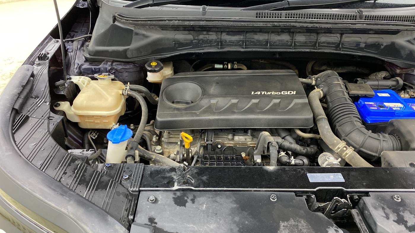 2022 KIA CARENS LUXURY 1.4 PETROL 7 STR, Petrol, Manual, 84,386 km, Engine View - Right