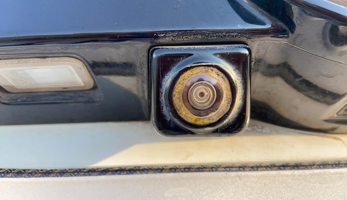 2020 Tata Harrier XZA 2.0L DUAL TONE, Diesel, Automatic, 1,22,626 km, Parking Camera