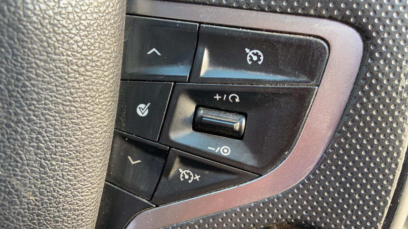 2020 Tata Harrier XZA 2.0L DUAL TONE, Diesel, Automatic, 1,22,626 km, Adaptive Cruise Control
