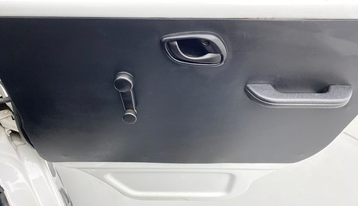 2020 Maruti Eeco 5 STR WITH A/C+HTR, Petrol, Manual, 37,512 km, Driver Side Door Panels Control