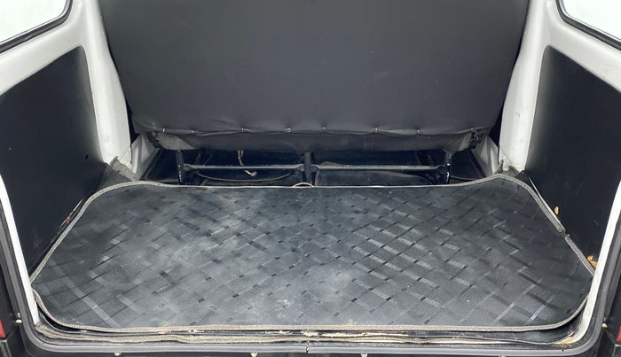 2020 Maruti Eeco 5 STR WITH A/C+HTR, Petrol, Manual, 37,512 km, Boot Inside