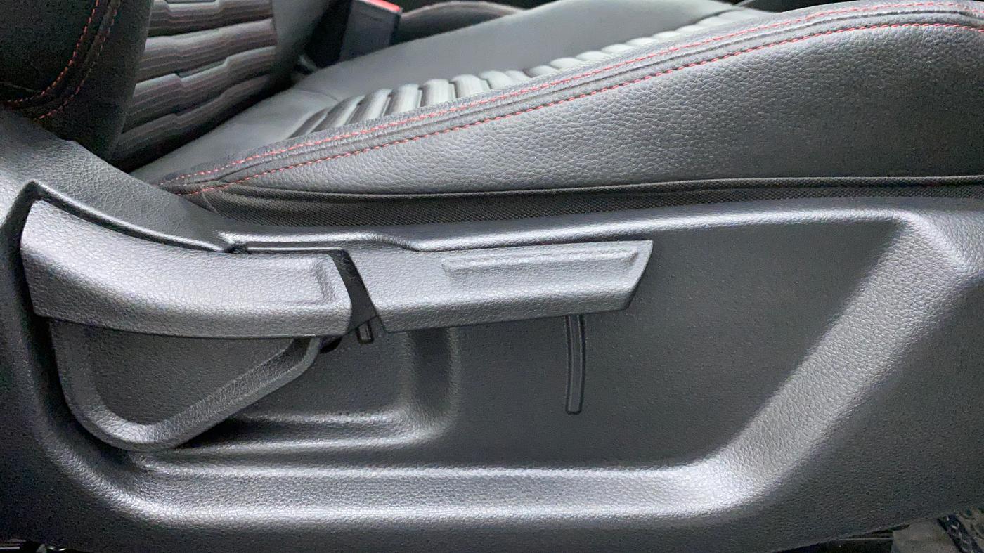 2020 KIA SONET GTX PLUS 1.5 DCT AT, Diesel, Automatic, 10,833 km, Driver Side Adjustment Panel