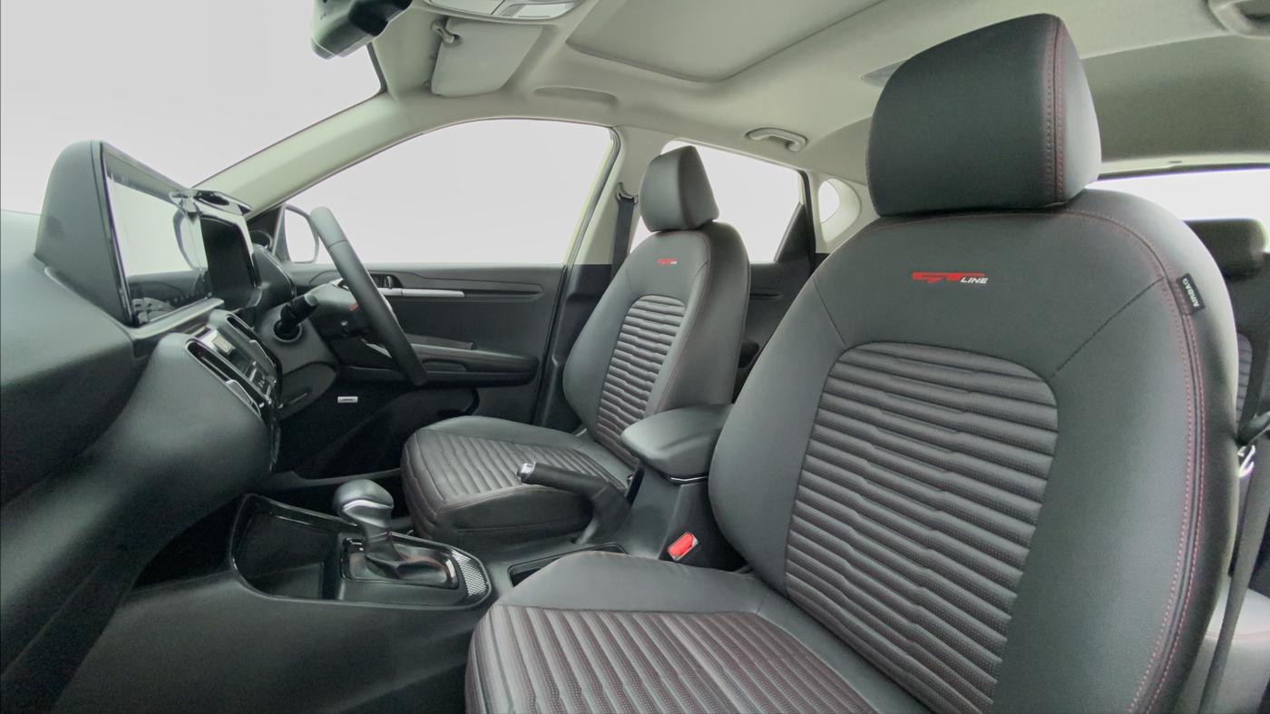 2020 KIA SONET GTX PLUS 1.5 DCT AT, Diesel, Automatic, 10,833 km, Right Side Front Door Cabin
