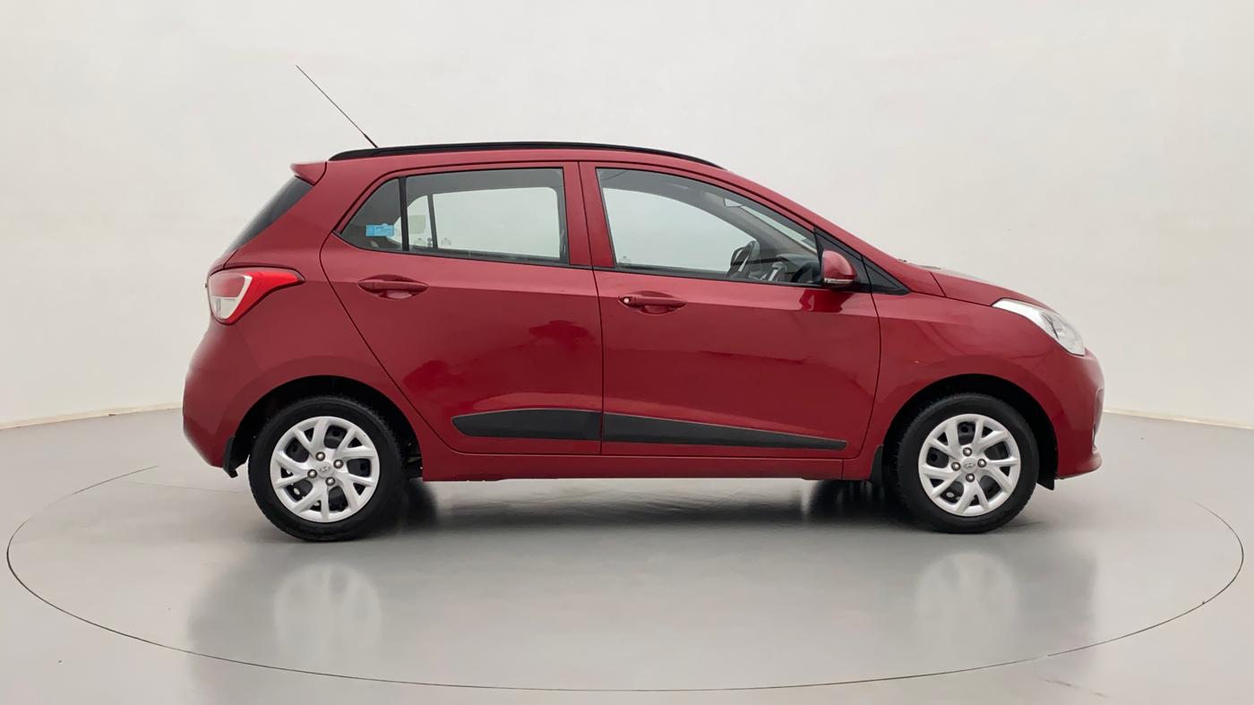2017 Hyundai Grand i10 SPORTZ O 1.2, Petrol, Manual, 23,458 km, Right Side View