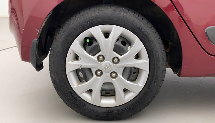 2015 Hyundai Grand i10 SPORTZ 1.2 KAPPA VTVT, Petrol, Manual, 42,584 km, Right Rear Wheel