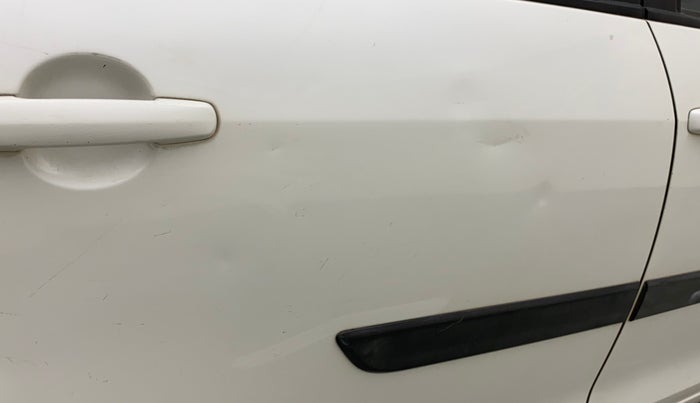 2014 Maruti Swift Dzire VXI, Petrol, Manual, 58,180 km, Right rear door - Minor scratches