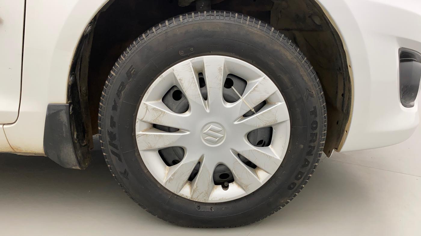 2014 Maruti Swift Dzire VXI, Petrol, Manual, 58,180 km, Right Front Wheel