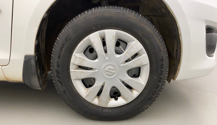 2014 Maruti Swift Dzire VXI, Petrol, Manual, 58,180 km, Right Front Wheel