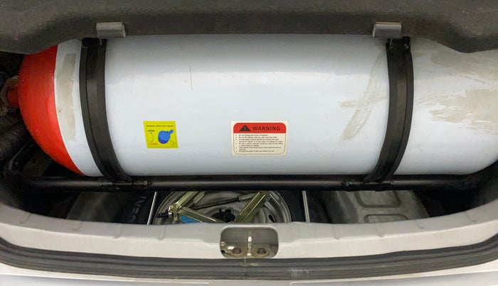 2019 Hyundai NEW SANTRO SPORTZ CNG, CNG, Manual, 73,161 km, Boot Inside