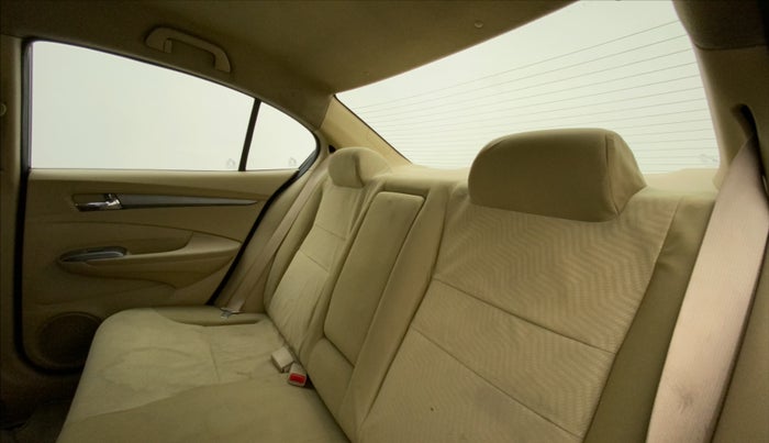 2013 Honda City 1.5L I-VTEC V MT, Petrol, Manual, 79,860 km, Right Side Rear Door Cabin