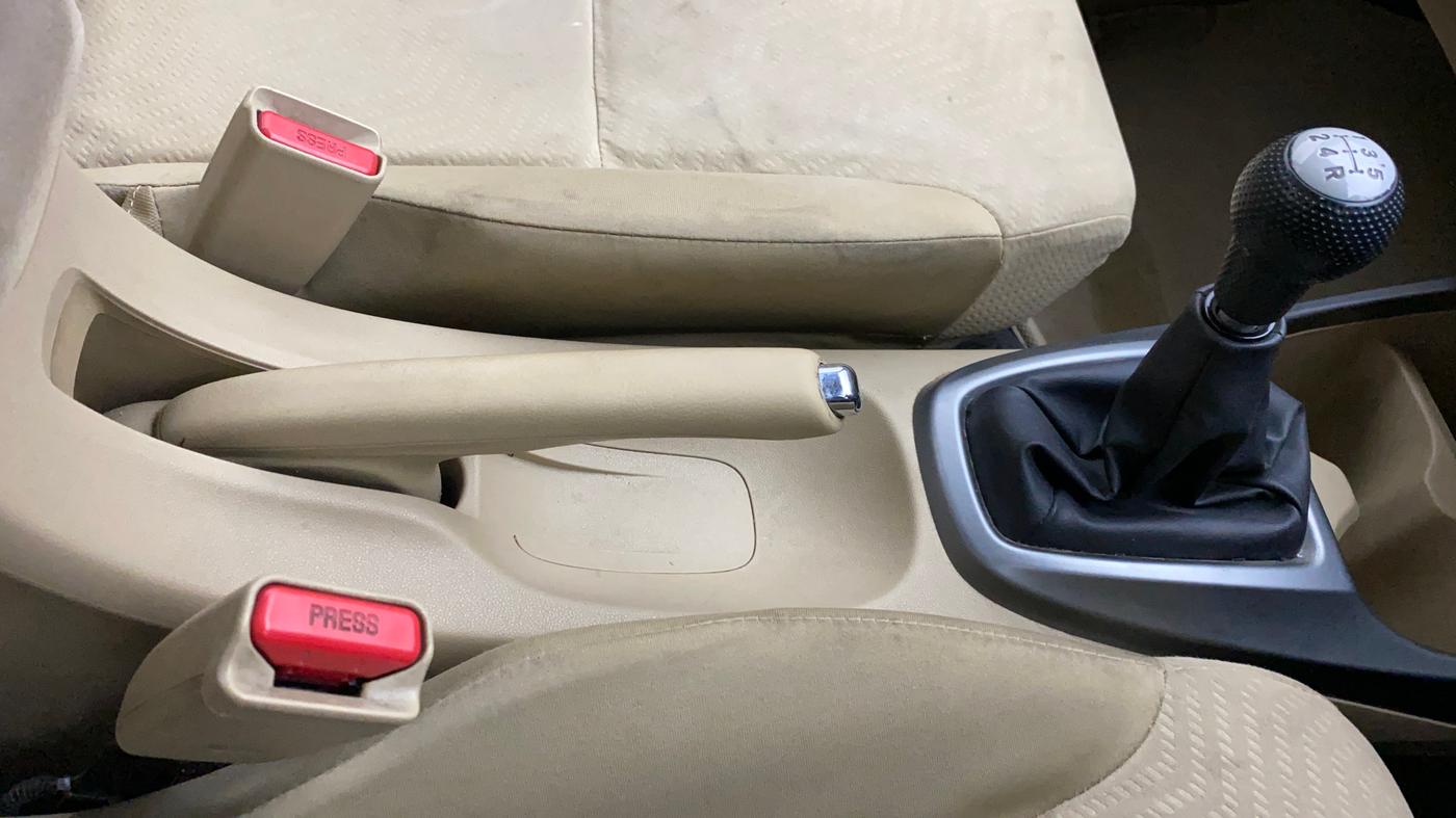 2013 Honda City 1.5L I-VTEC V MT, Petrol, Manual, 79,860 km, Gear Lever