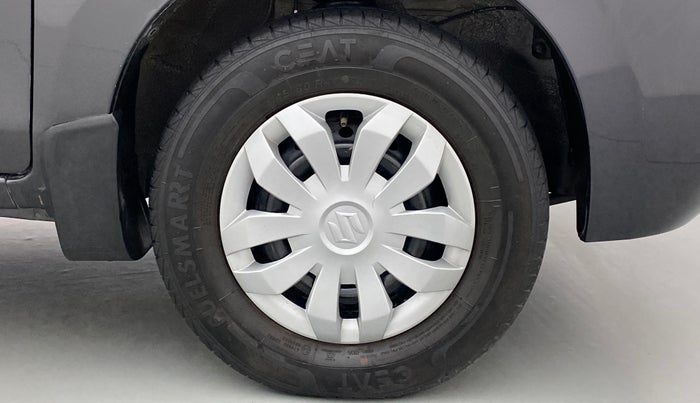 2020 Maruti Alto LXI CNG, CNG, Manual, 28,153 km, Right Front Wheel