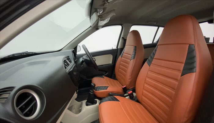 2020 Maruti Alto LXI CNG, CNG, Manual, 28,153 km, Right Side Front Door Cabin