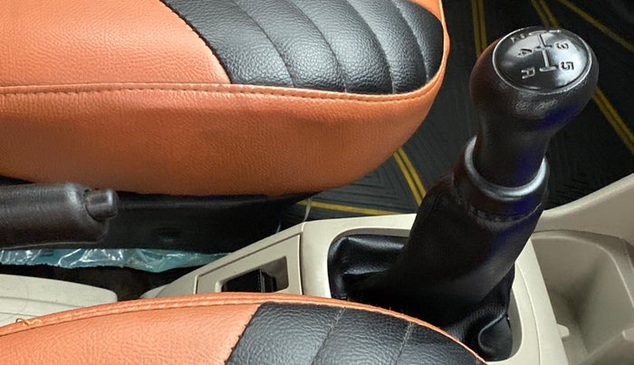 2020 Maruti Alto LXI CNG, CNG, Manual, 28,153 km, Gear Lever