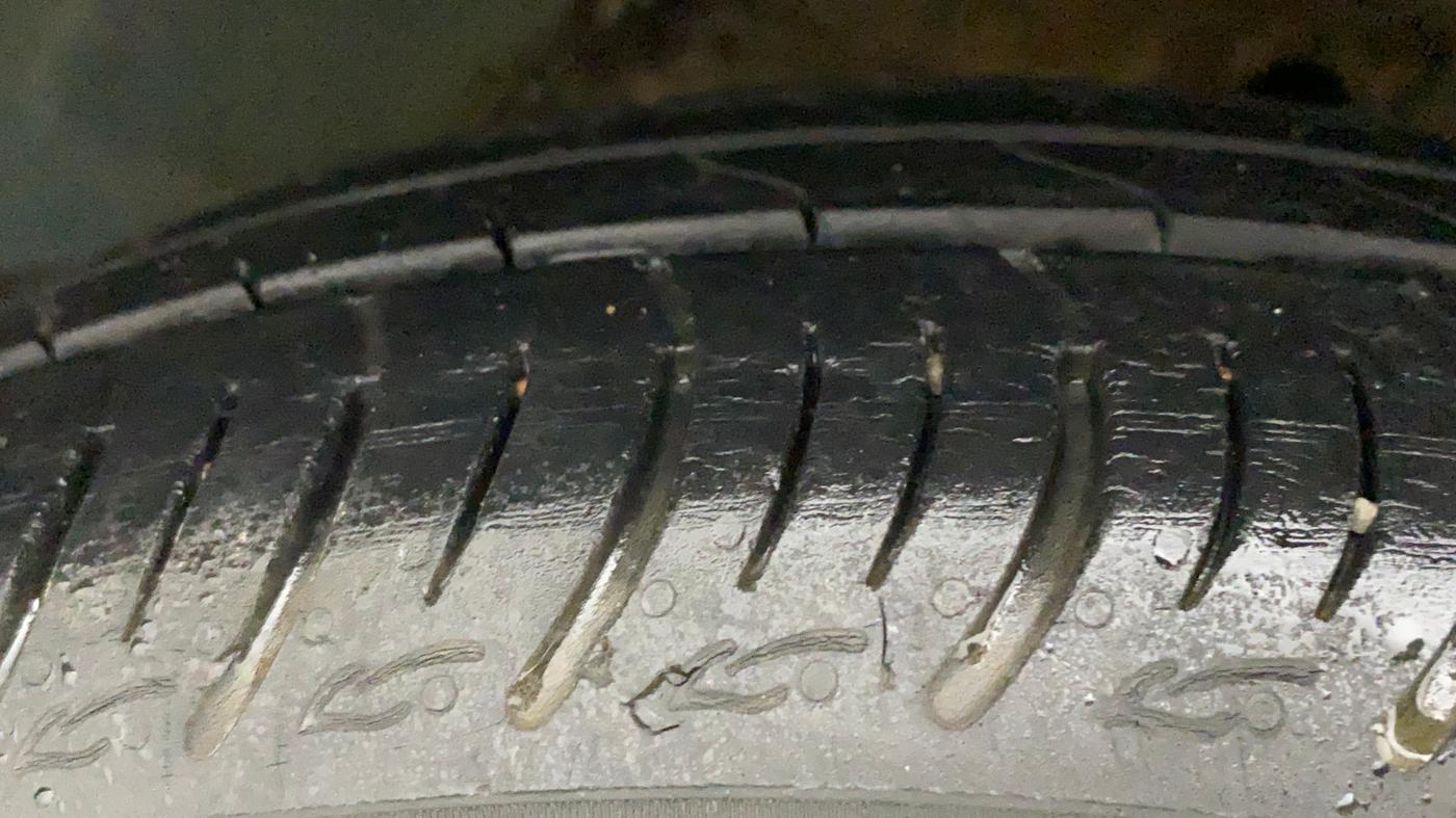 2020 Maruti Baleno DELTA PETROL 1.2, Petrol, Manual, 22,956 km, Right Front Tyre Tread