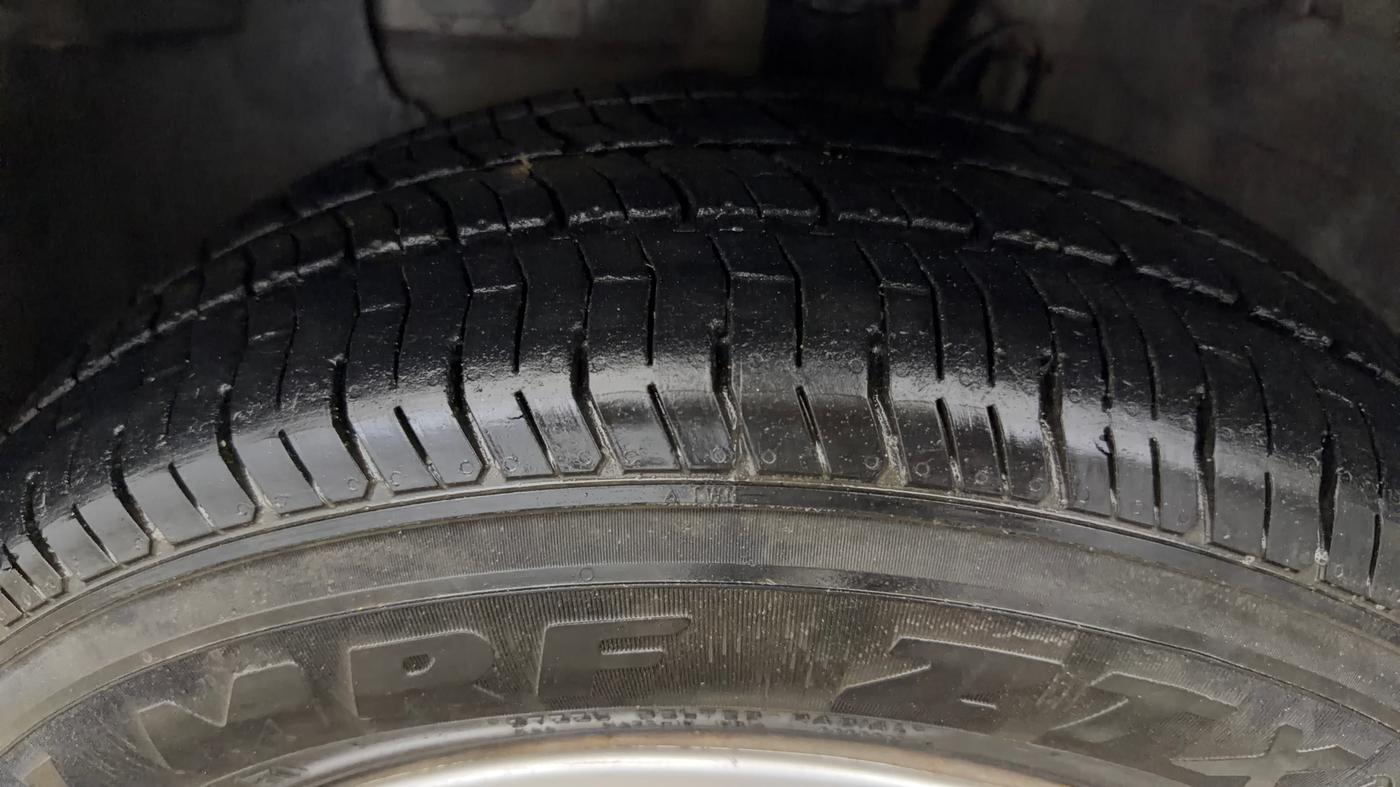 2016 Hyundai Elite i20 SPORTZ 1.2, Petrol, Manual, 45,981 km, Left Front Tyre Tread