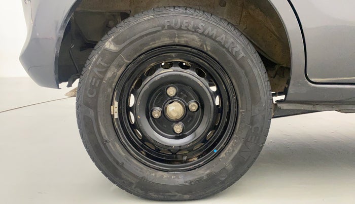 2019 Maruti Alto LXI CNG, CNG, Manual, 88,748 km, Right Rear Wheel