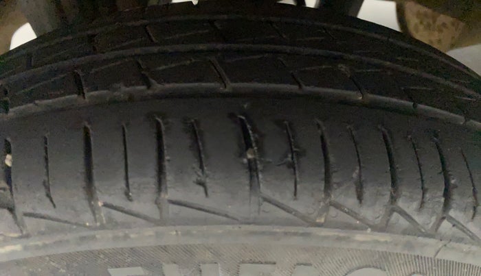 2019 Maruti Alto LXI CNG, CNG, Manual, 88,748 km, Right Rear Tyre Tread