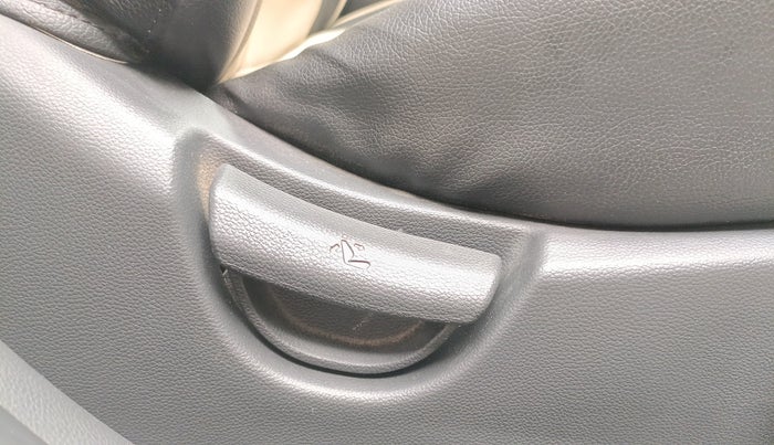 2014 Hyundai Xcent S 1.2, Petrol, Manual, 42,216 km, Driver Side Adjustment Panel