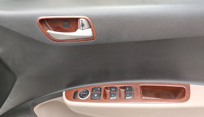 2014 Hyundai Xcent S 1.2, Petrol, Manual, 42,216 km, Driver Side Door Panels Control