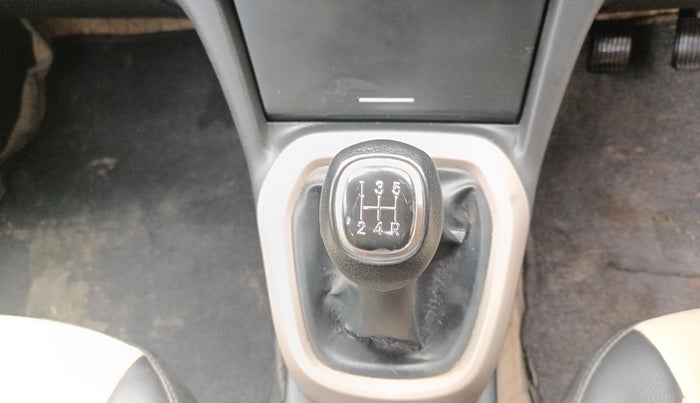 2014 Hyundai Xcent S 1.2, Petrol, Manual, 42,216 km, Gear Lever