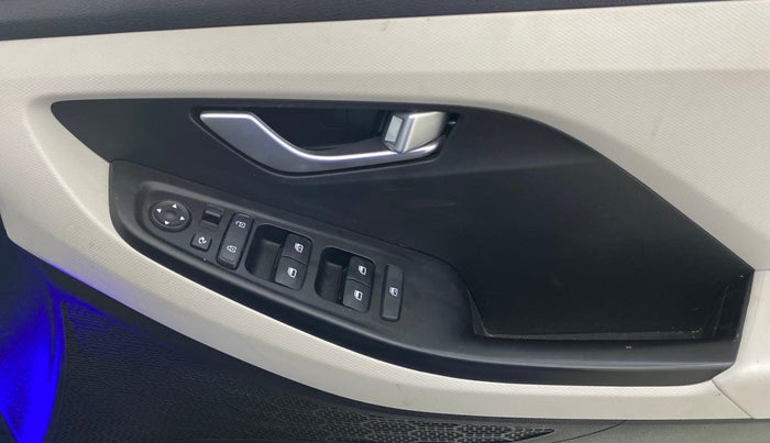 2023 Hyundai Creta SX IVT 1.5 PETROL, Petrol, Automatic, 16,510 km, Driver Side Door Panels Control