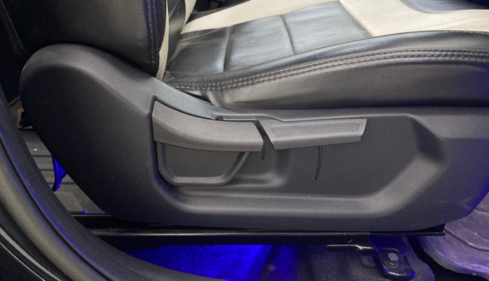 2023 Hyundai Creta SX IVT 1.5 PETROL, Petrol, Automatic, 16,510 km, Driver Side Adjustment Panel