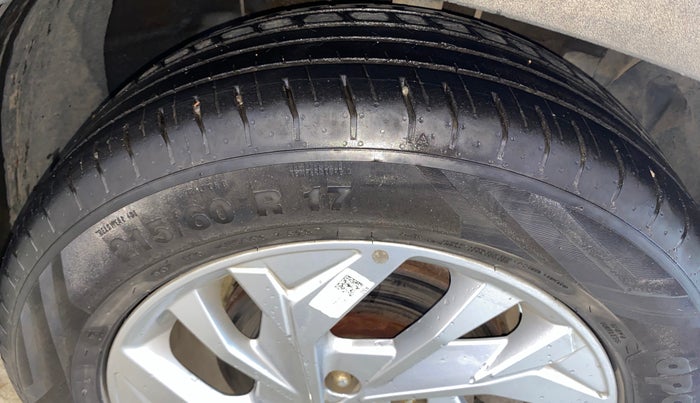 2023 Hyundai Creta SX IVT 1.5 PETROL, Petrol, Automatic, 16,510 km, Right Front Tyre Tread