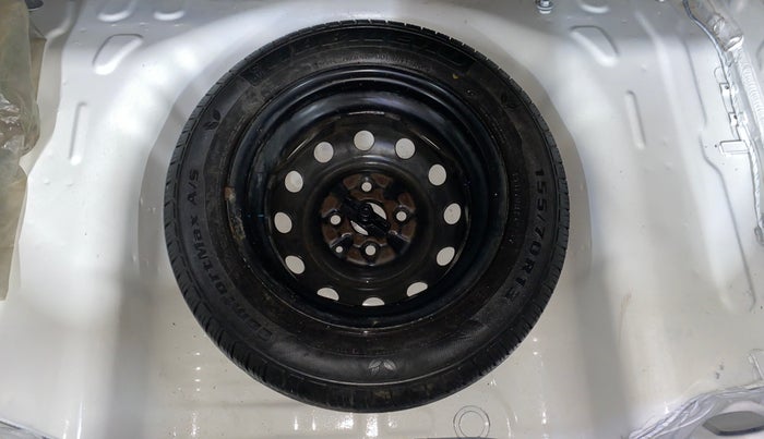 2016 Hyundai Eon MAGNA +, Petrol, Manual, 89,786 km, Spare Tyre