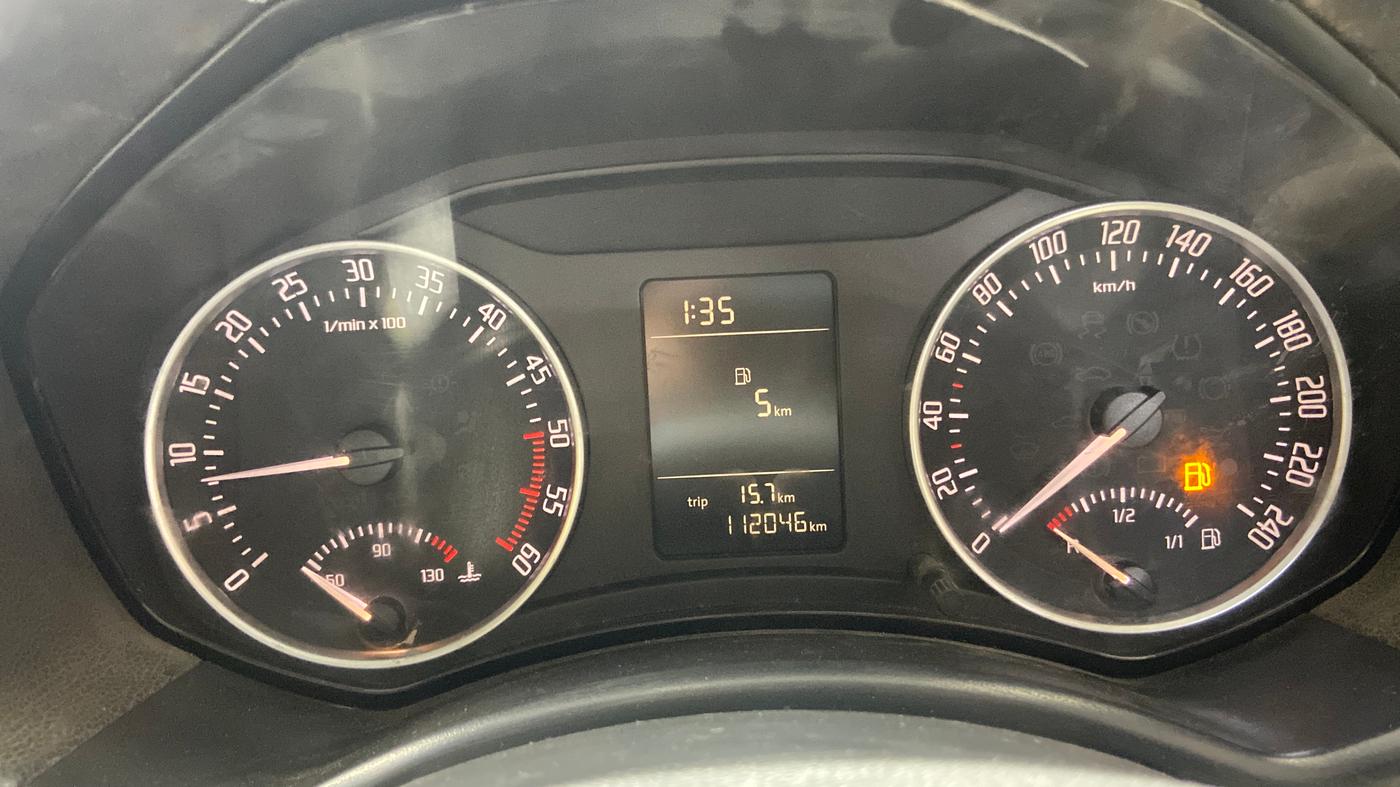 2013 Skoda Laura AMBIENTE 1.9 TDI MT, Diesel, Manual, 1,12,071 km, Odometer Image
