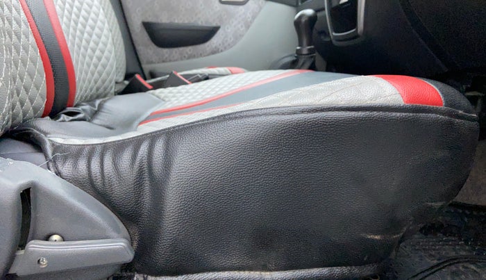 2016 Maruti Alto 800 LXI, Petrol, Manual, 19,015 km, Driver Side Adjustment Panel