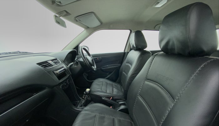 2011 Maruti Swift LXI D, Petrol, Manual, 59,419 km, Right Side Front Door Cabin