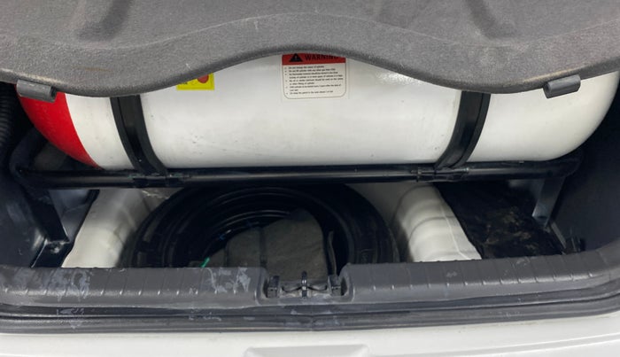 2021 Hyundai GRAND I10 NIOS SPORTZ 1.2 KAPPA VTVT CNG, CNG, Manual, 60,522 km, Boot Inside