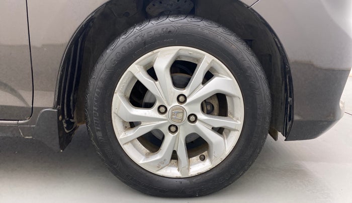 2019 Honda Amaze 1.5L I-DTEC VX CVT, Diesel, Automatic, 83,357 km, Right Front Wheel