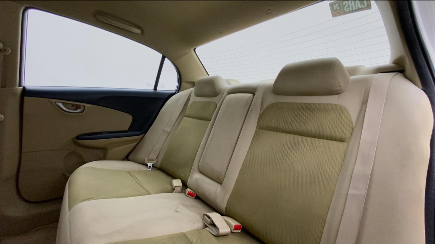 2015 Honda Amaze 1.2L I-VTEC VX, Petrol, Manual, 64,703 km, Right Side Rear Door Cabin