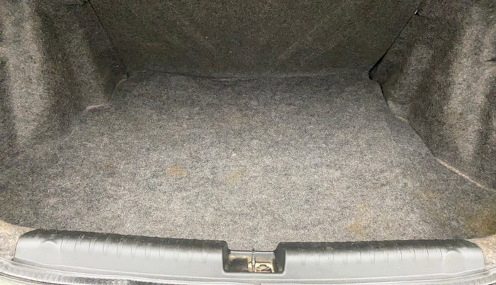 2015 Honda Amaze 1.2L I-VTEC VX, Petrol, Manual, 64,703 km, Boot Inside