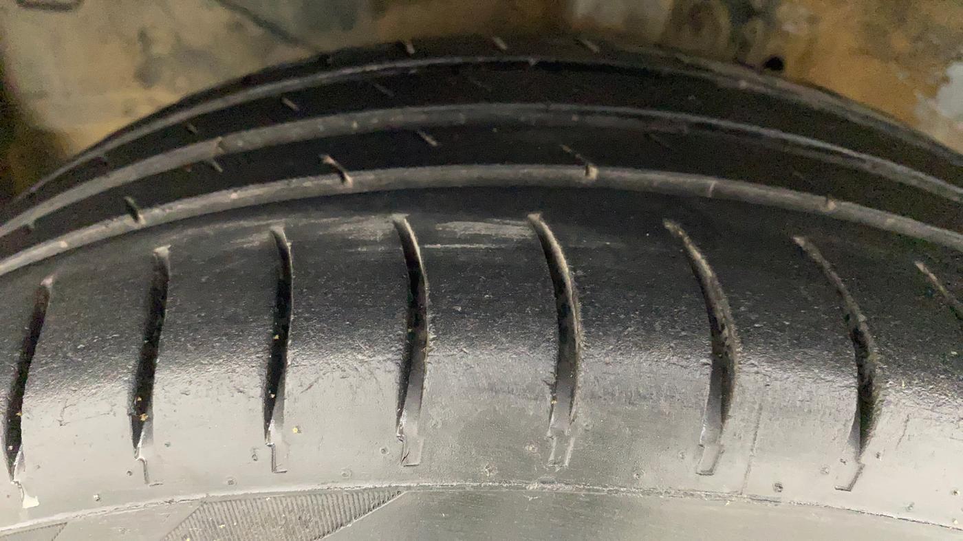 2015 Honda Amaze 1.2L I-VTEC VX, Petrol, Manual, 64,703 km, Left Front Tyre Tread
