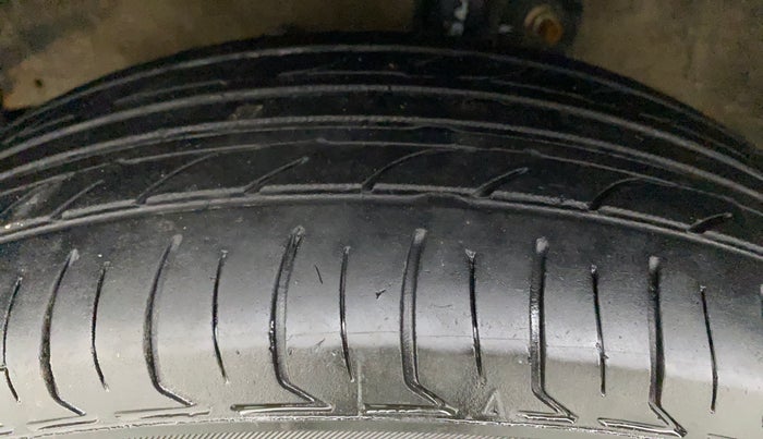2020 Maruti Celerio VXI (O) CNG, CNG, Manual, 54,531 km, Left Front Tyre Tread