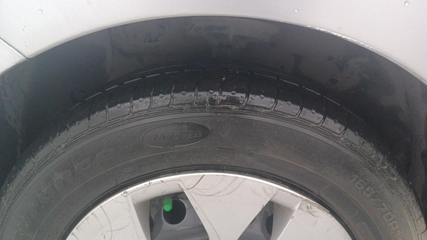 2014 Hyundai Xcent S 1.1 CRDI, Diesel, Manual, 1,03,045 km, Left Front Tyre Tread