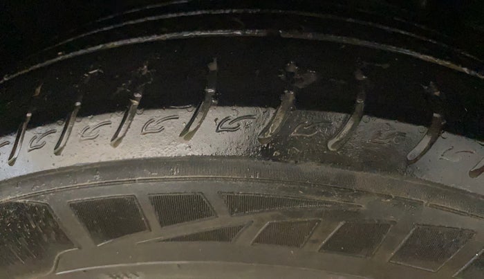 2019 Ford Ecosport TITANIUM 1.5L PETROL AT, Petrol, Automatic, 62,104 km, Right Front Tyre Tread