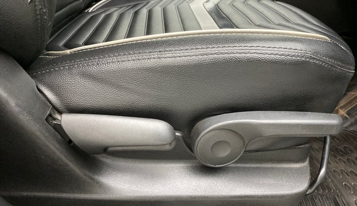 2018 Maruti Vitara Brezza ZDI + AMT, Diesel, Automatic, 32,905 km, Driver Side Adjustment Panel