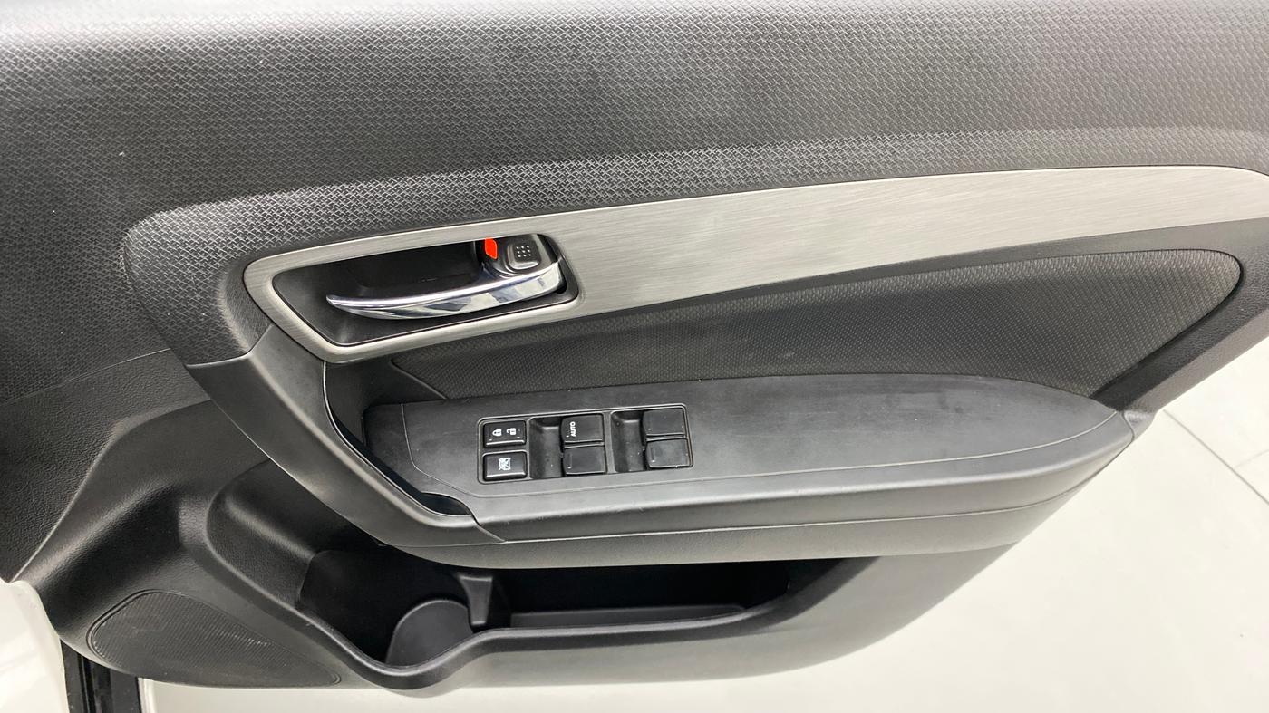 2018 Maruti Vitara Brezza ZDI + AMT, Diesel, Automatic, 32,905 km, Driver Side Door Panels Control